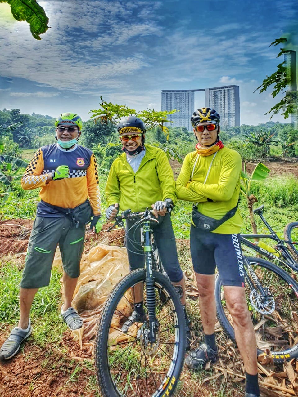 Gowes Menantang Jalur Sepeda Sektor 9 Bintaro-Parigi 