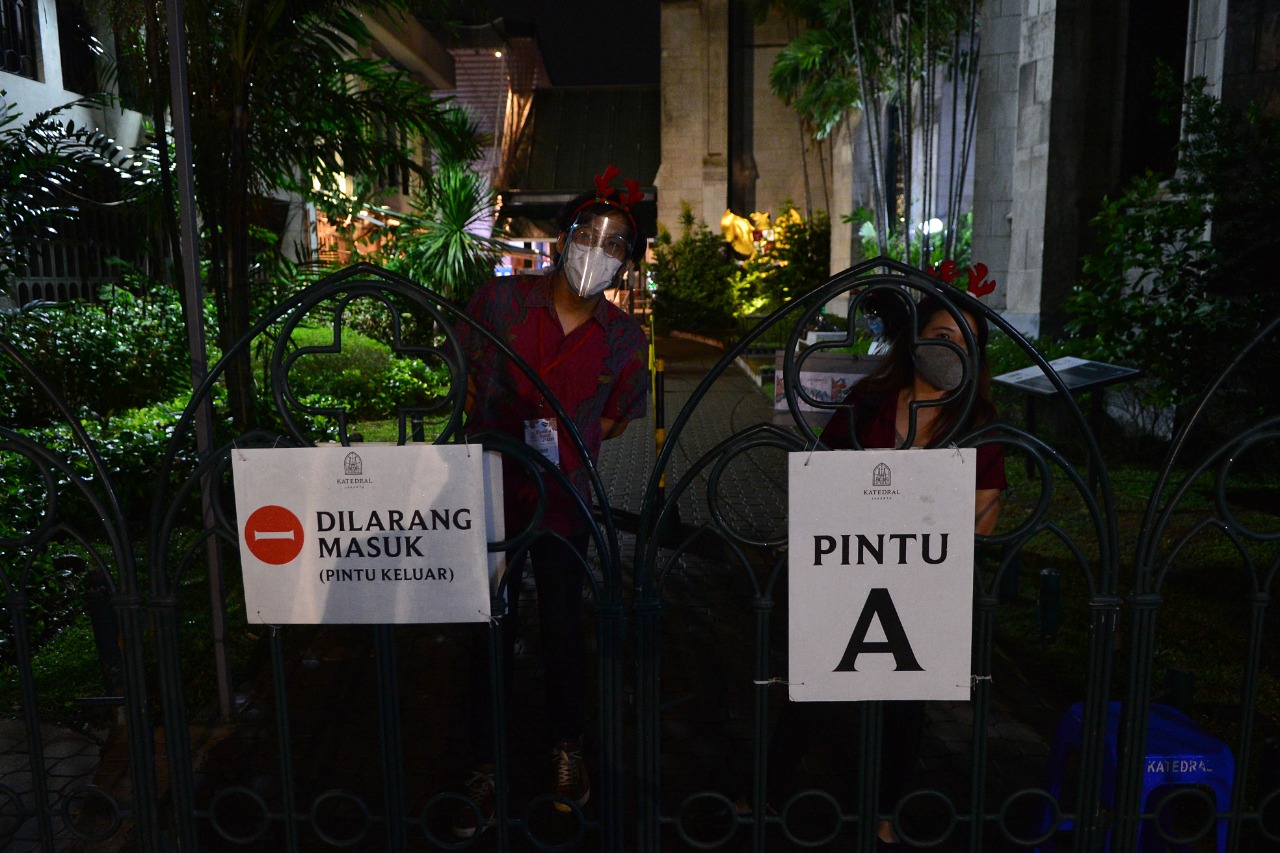 Misa Natal di Gereja Katedral