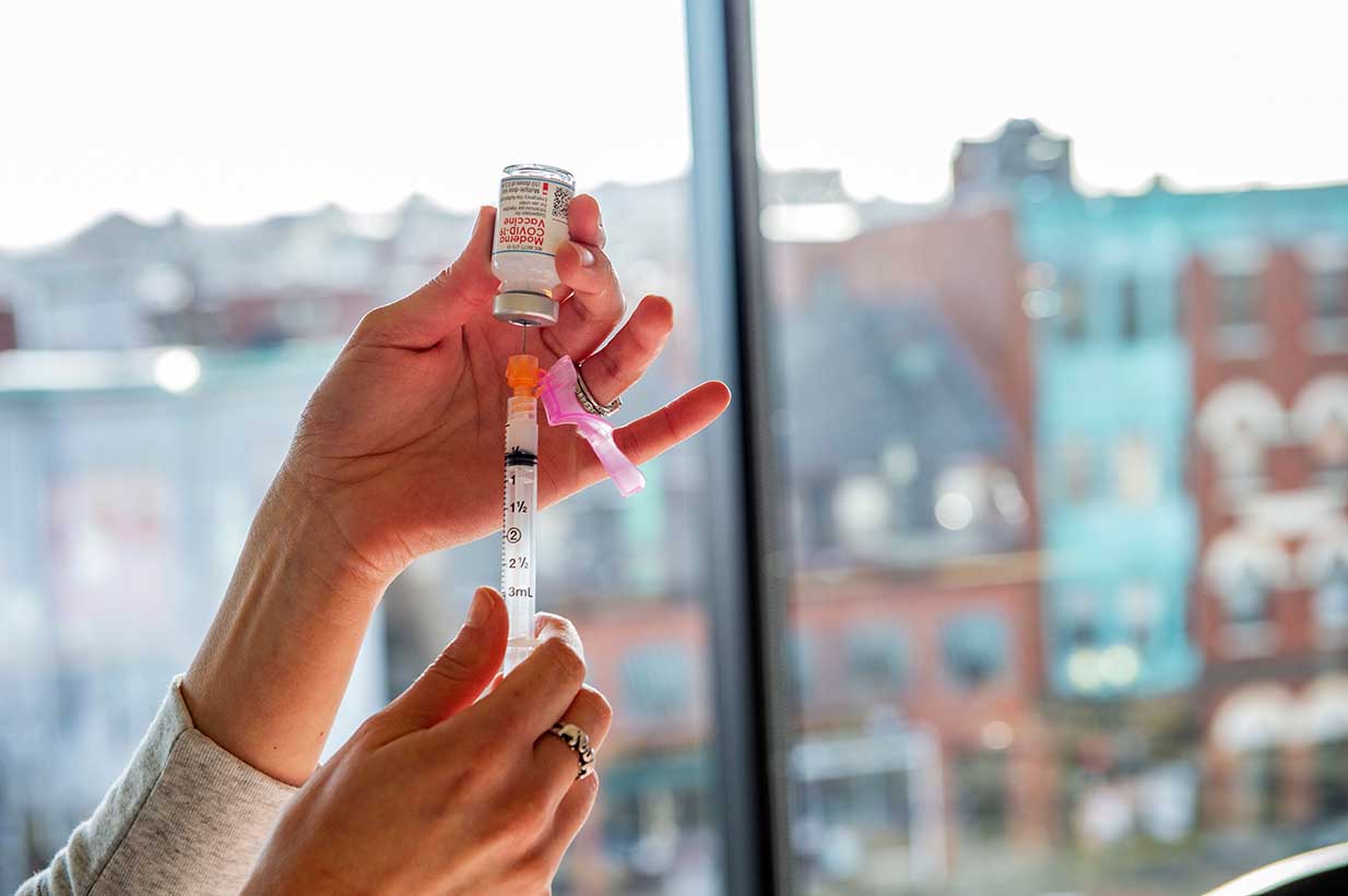 Lebih dari Satu Juta Warga AS Sudah di Vaksin Covid-19