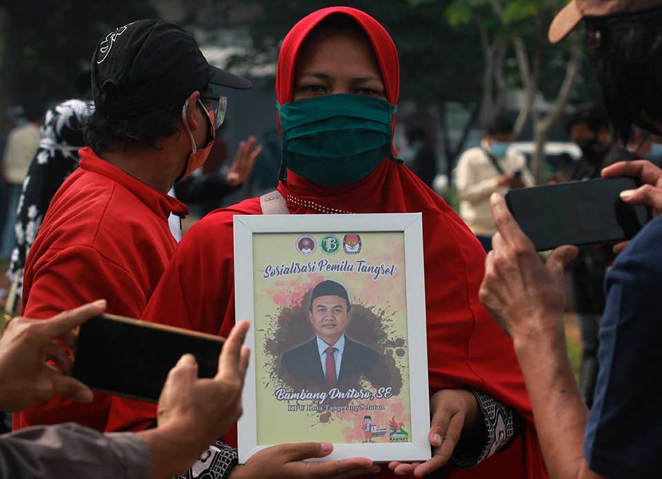 Pemakaman Ketua KPU Tangsel