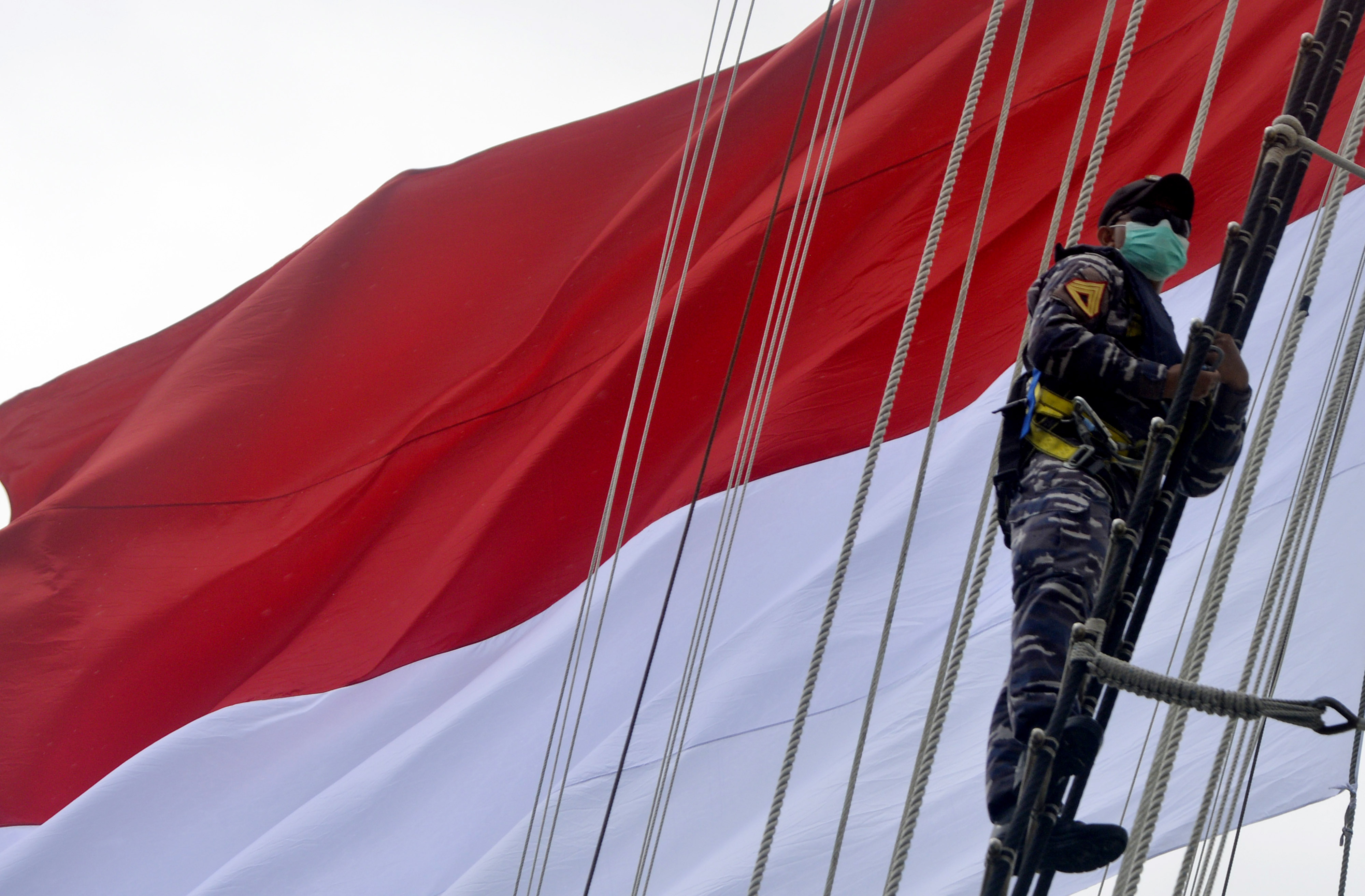 KRI Bima Suci Menuju Kupang