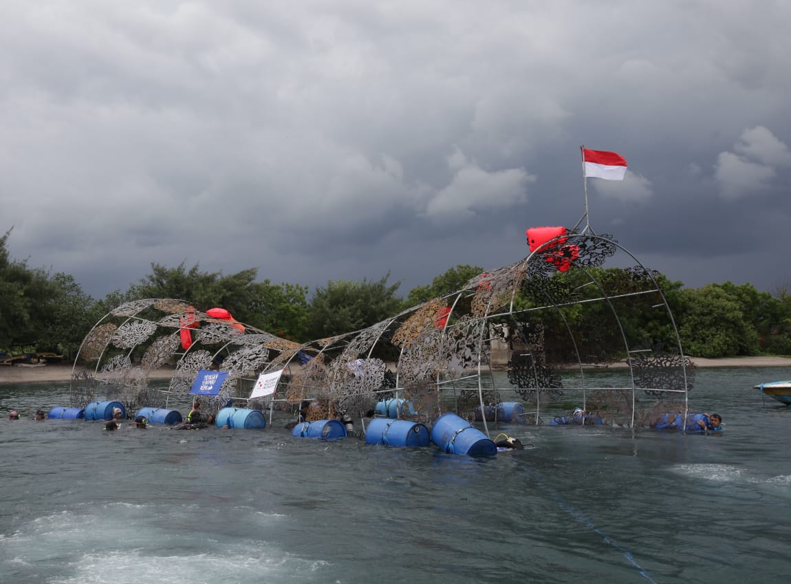 Terumbu Karang Karya Seniman Teguh Ostenrik 