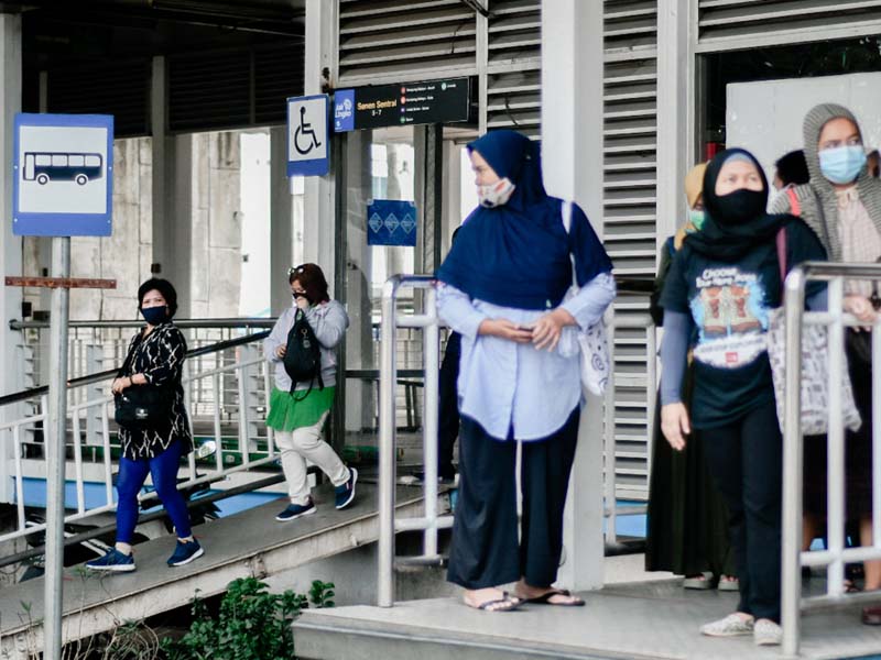 Pembatasan Jam Operasional Transportasi Umum