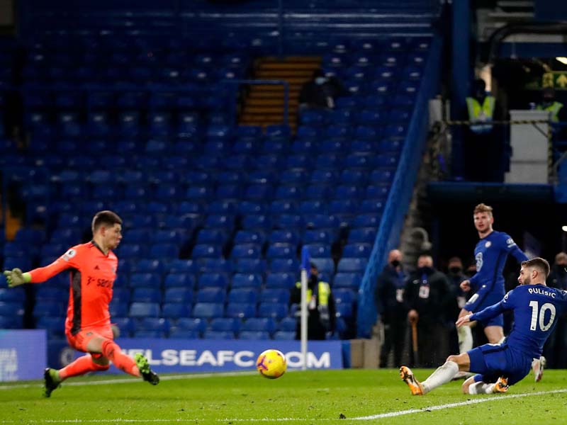 The Blues Duduki Puncak Klasemen  