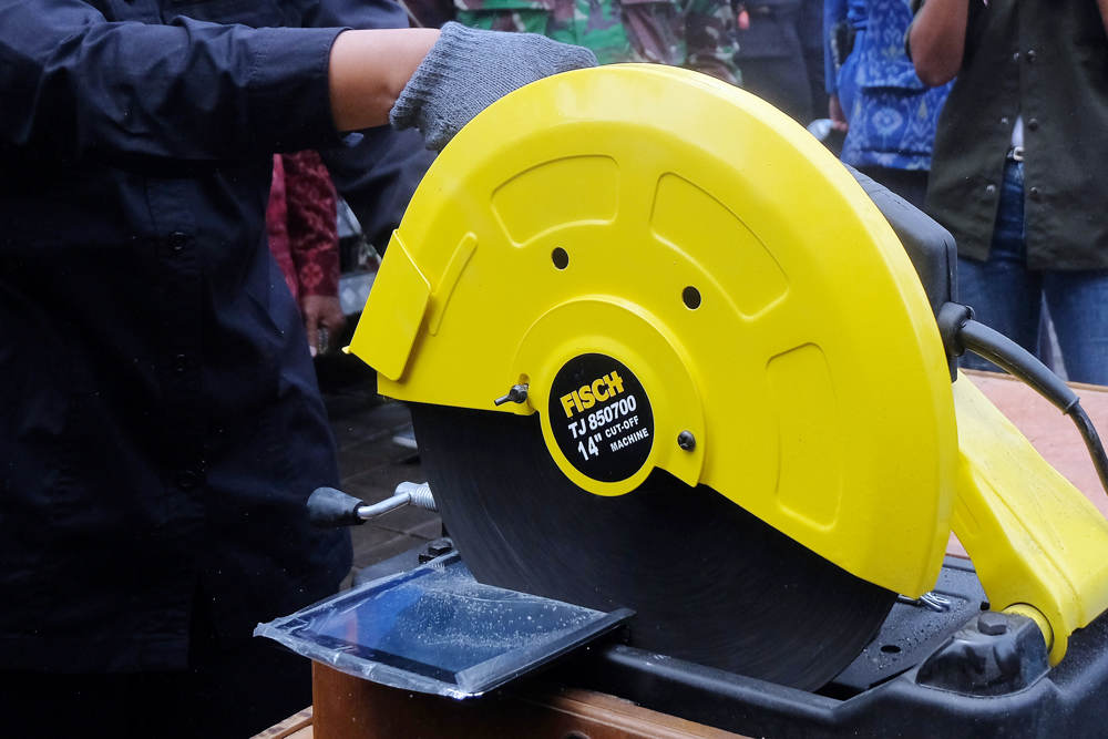 Bea Cukai Denpasar Musnahkan Barang Sitaan Rp1,9 Miliar