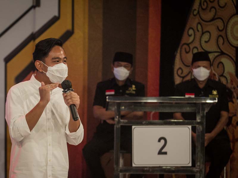 Debat Terbuka Kedua Pilwakot Solo