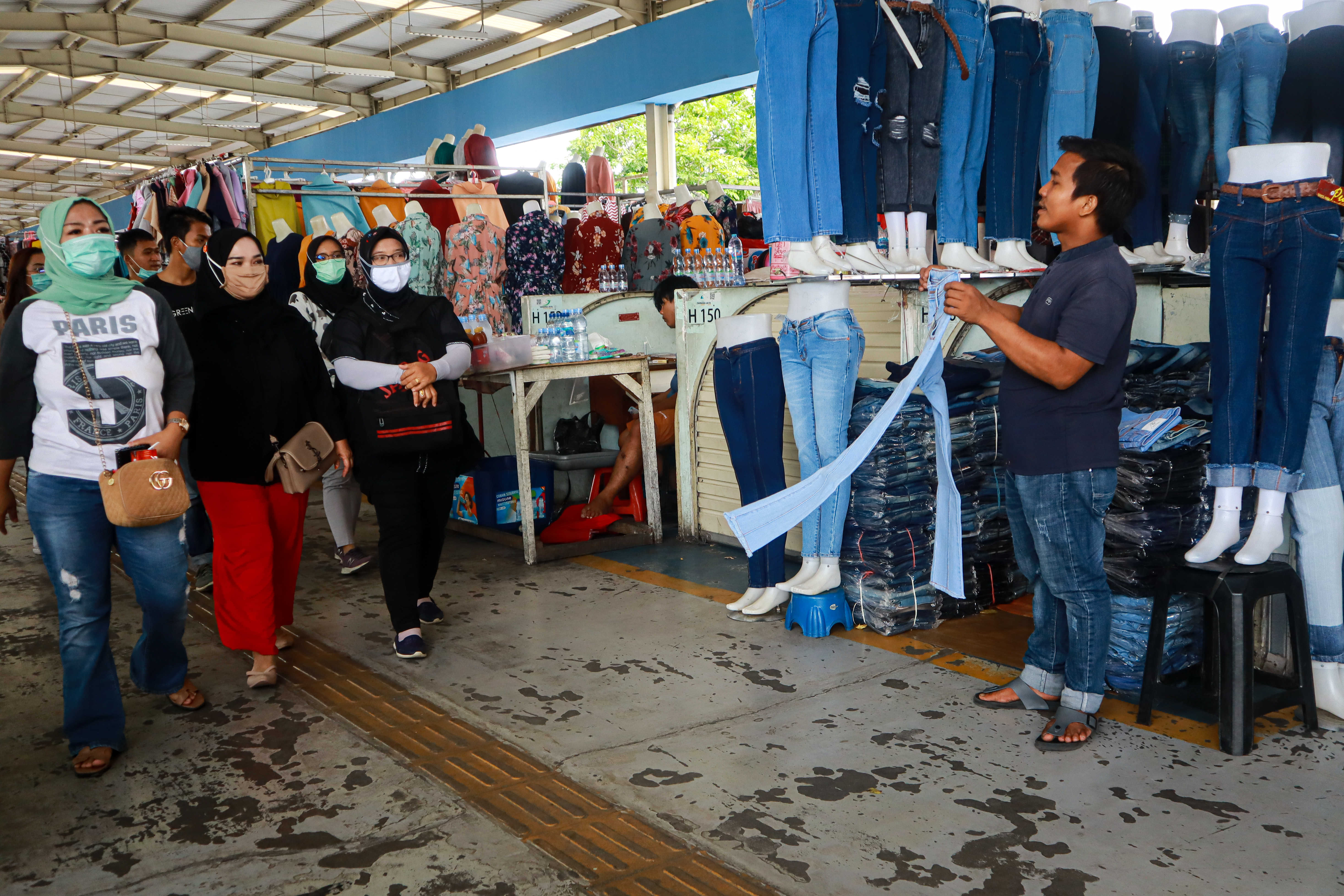 Libur Natal dan Tahun Baru Tanah Abang Sepi