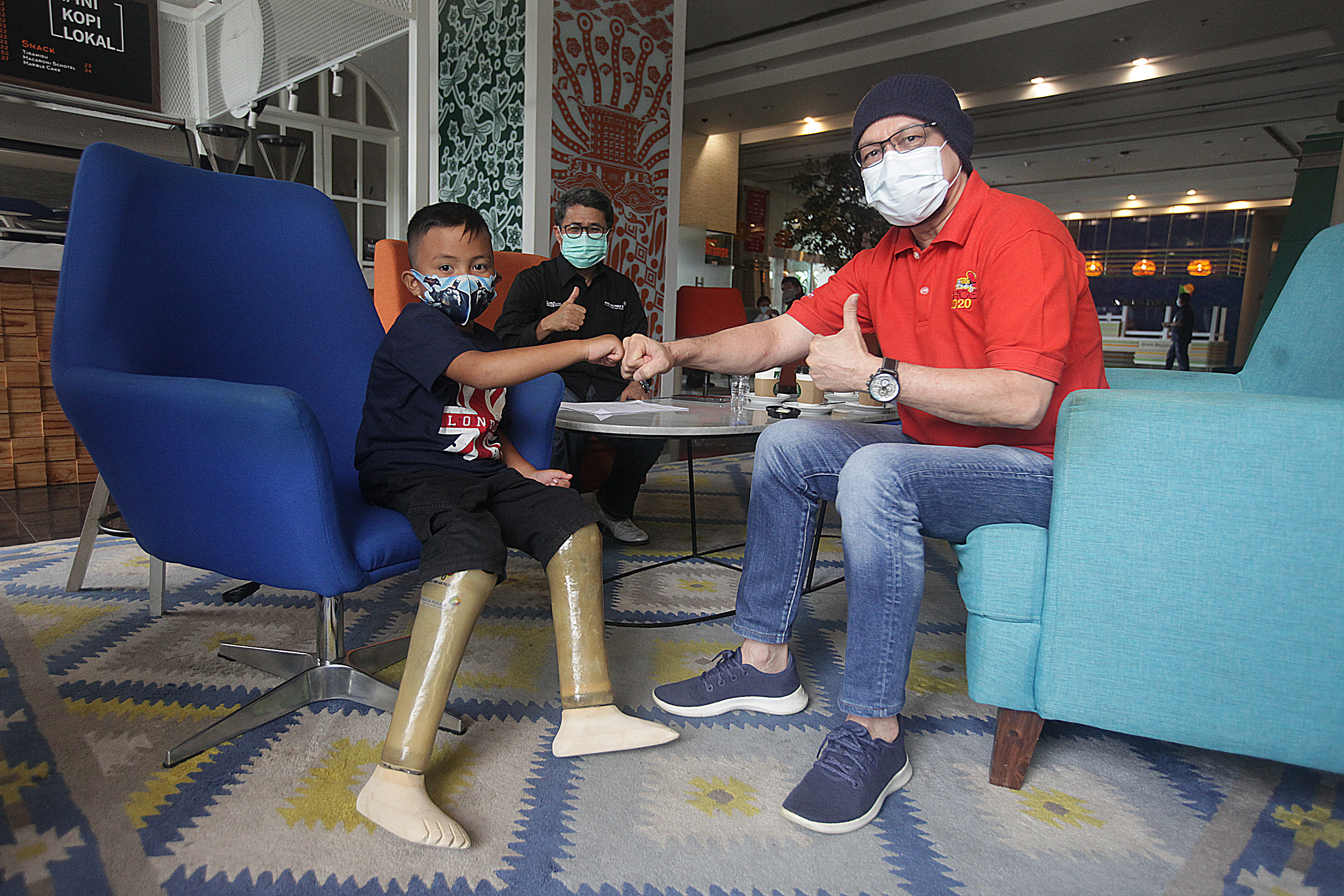 Bantuan Kaki Palsu Buat Penyandang Disabilitas