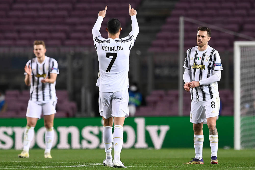 Juventus Permalukan Tuan Rumah Barcelona 3-0