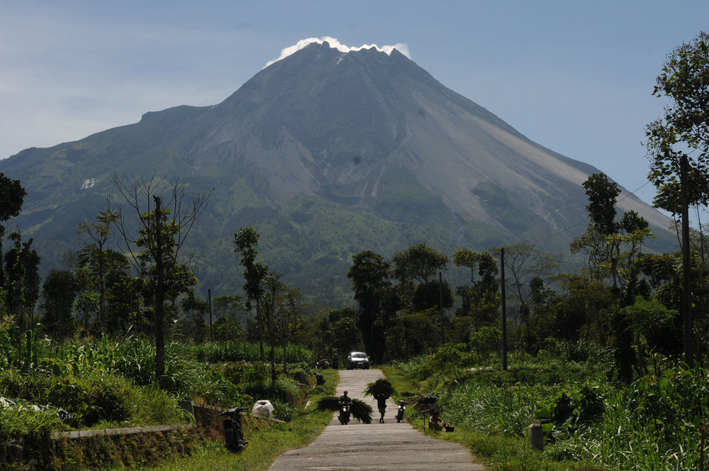 Aktivitas Kegempaan Merapi 