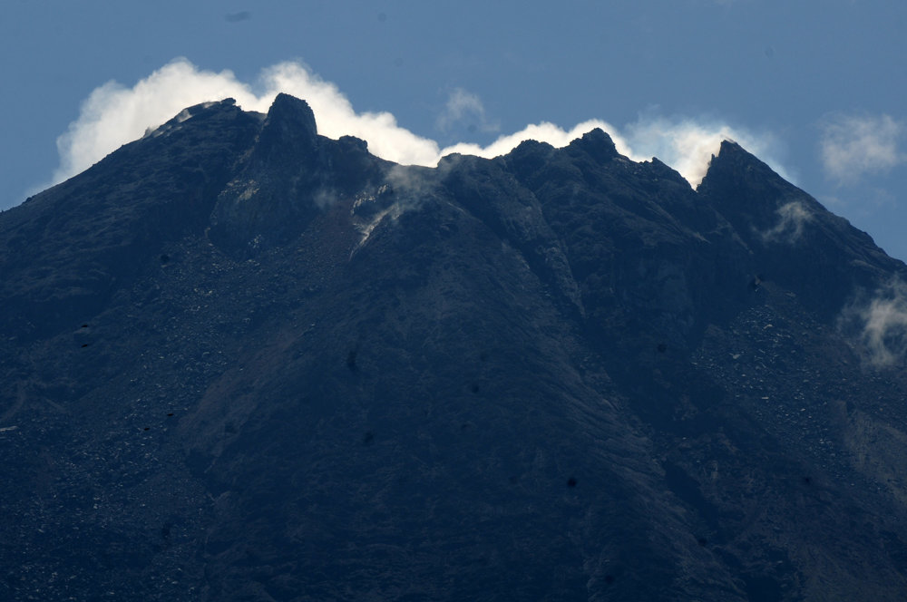 Aktivitas Kegempaan Merapi 