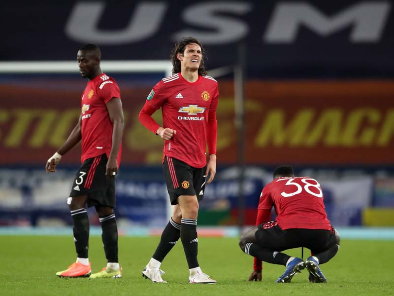 Blunder Henderson Selamatkan Setan Merah