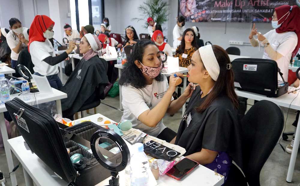 Pelatihan Wirausaha Bagi Penyandang Tunarungu