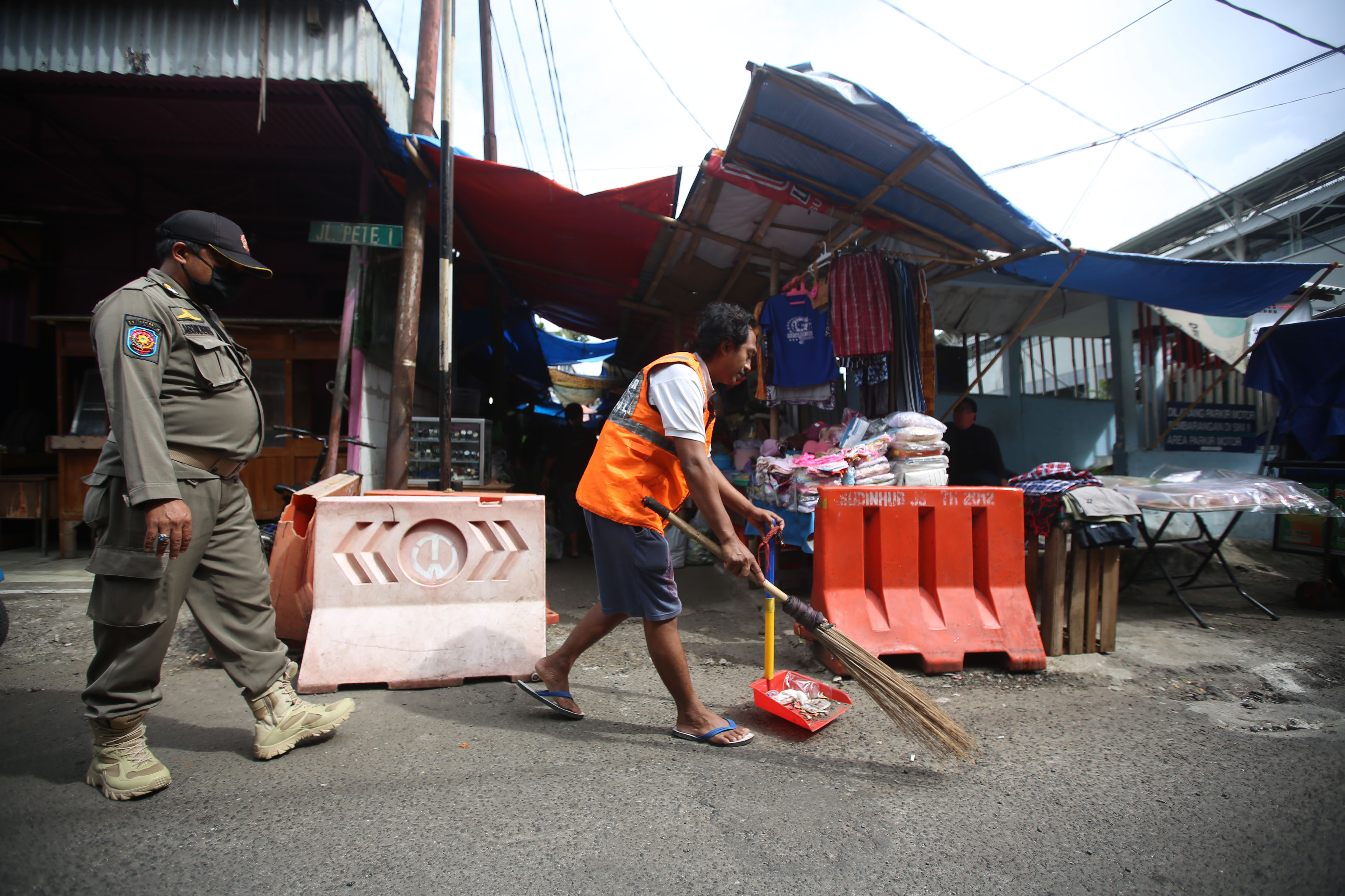 Montoring Penerapan Protokol Kesehatan