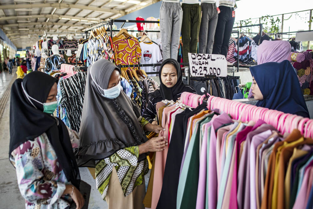Pasar Tanah Abang Sepi Pembeli 