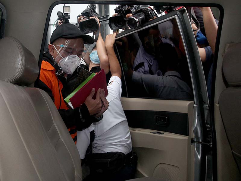 KPK Tahan Harry Sidabukke