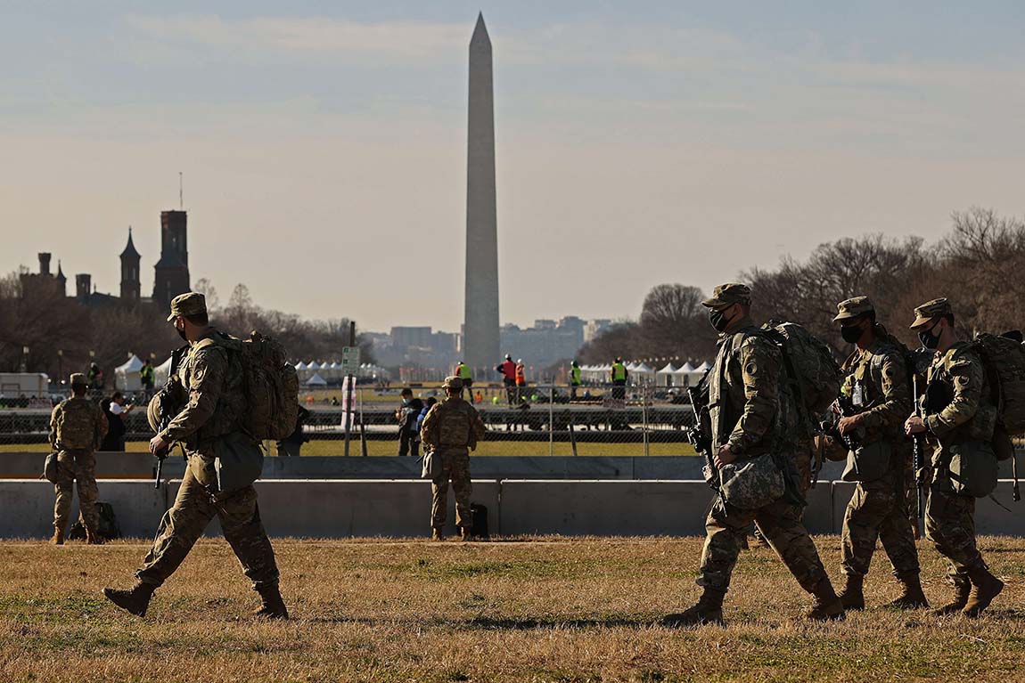 Dua Puluh Ribu Garda Nasional Dikerahkan Amankan Pelantikan Biden