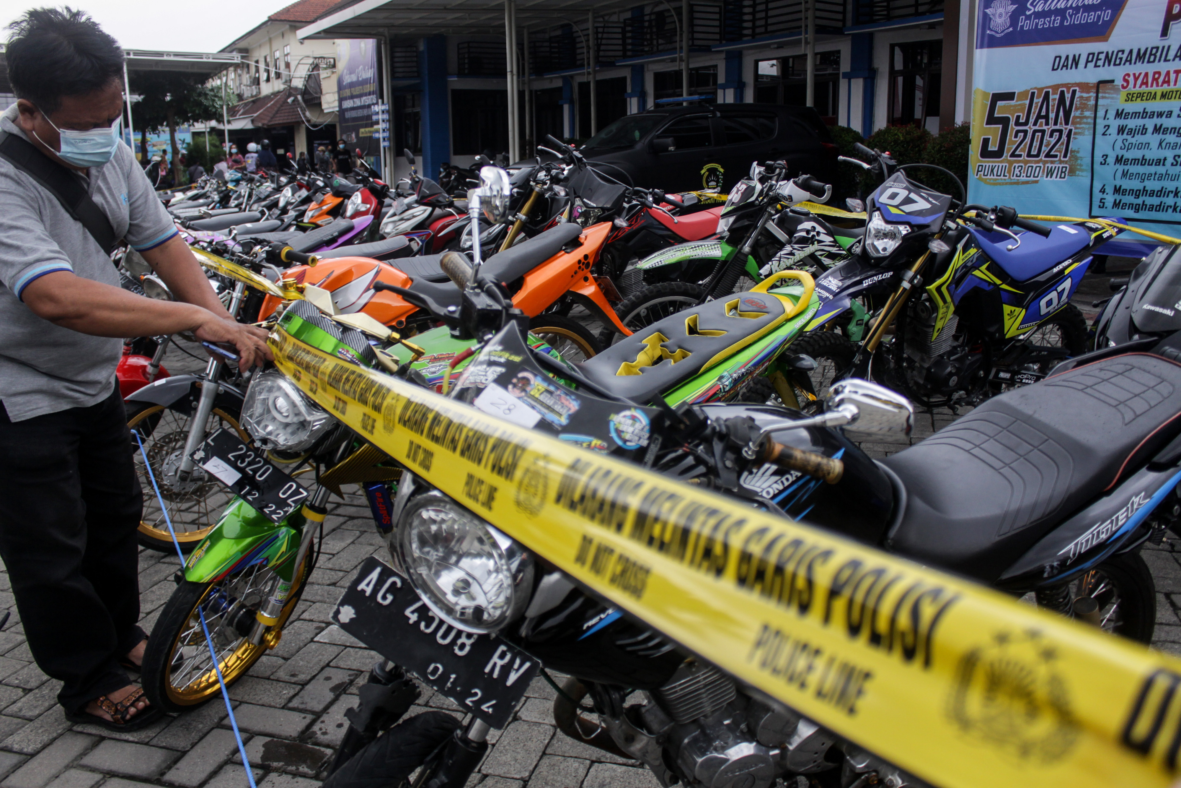 Pengembalian Barang Bukti Aksi Balap Liar