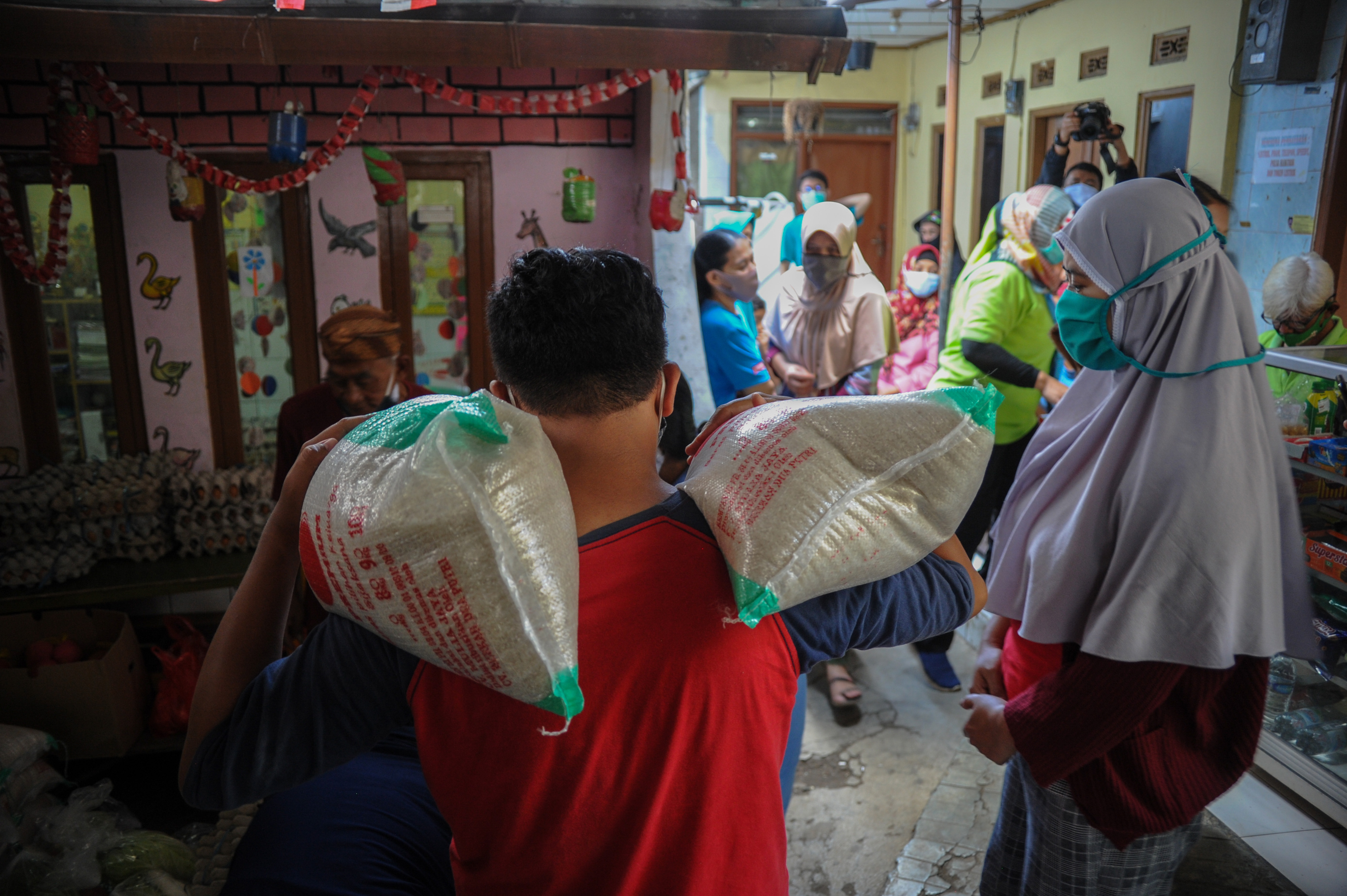 Bantuan Sosial Non Tunai di Bandung