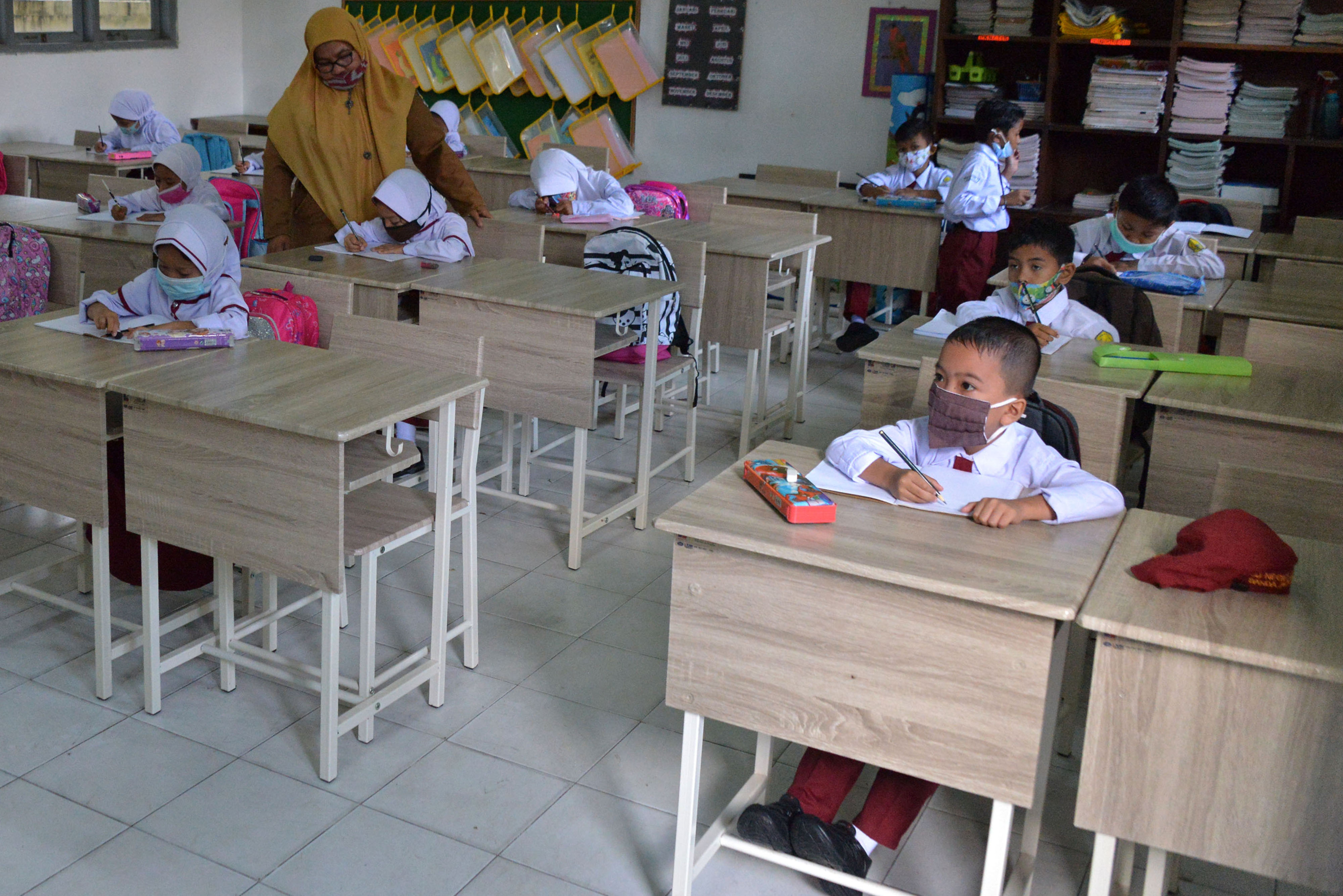 Disiplin Protokol Kesehatan di Sekolah