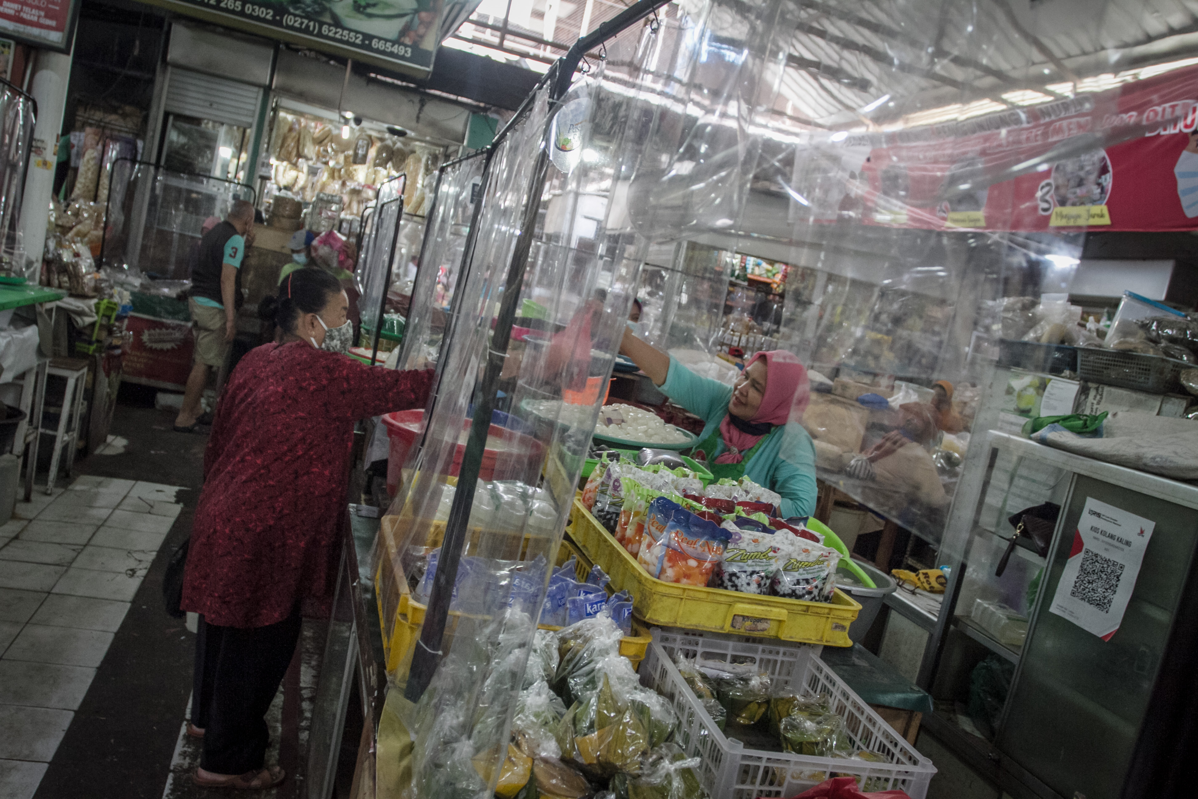 Pembatasan Operasional Pasar Tradisional