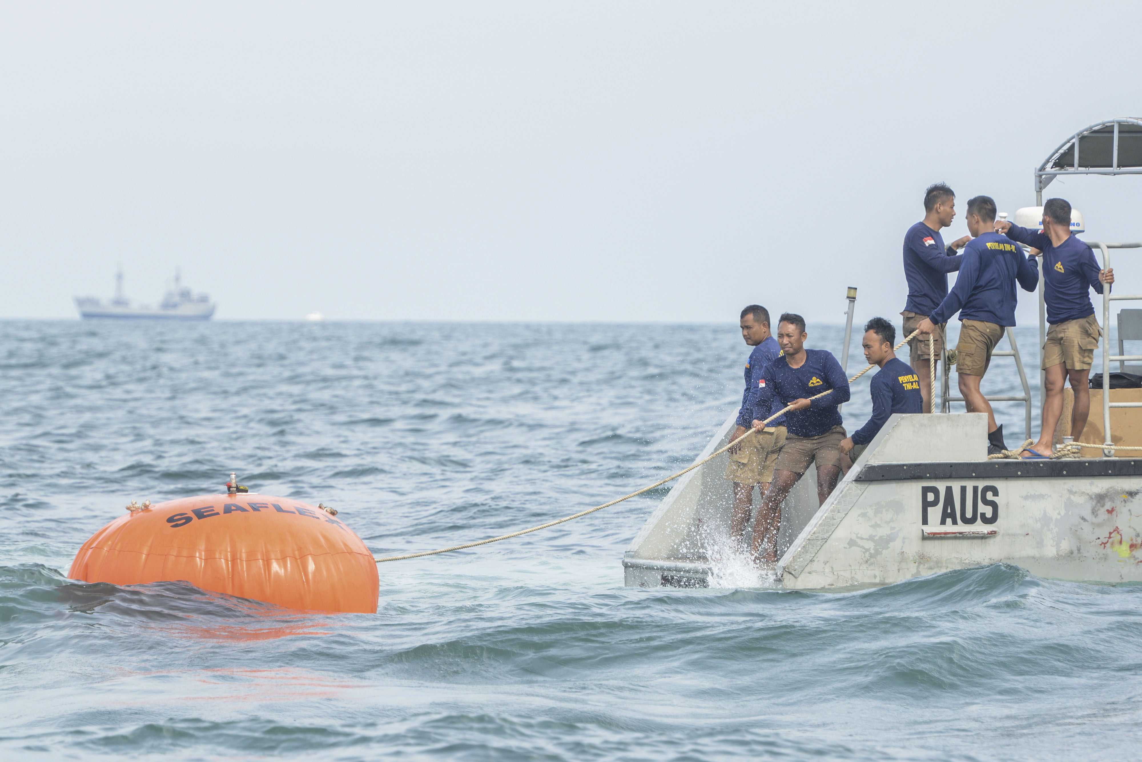 Penemuan Bagian Pesawat Sriwijaya Air SJ 182