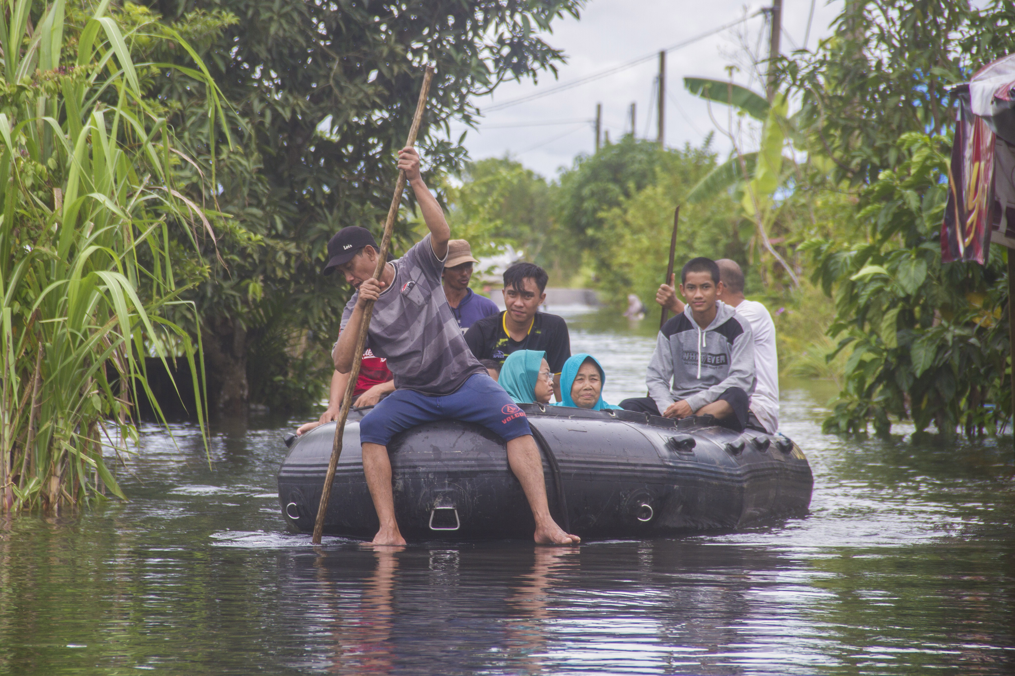 Banjir Luapan Sungai Bati Bati