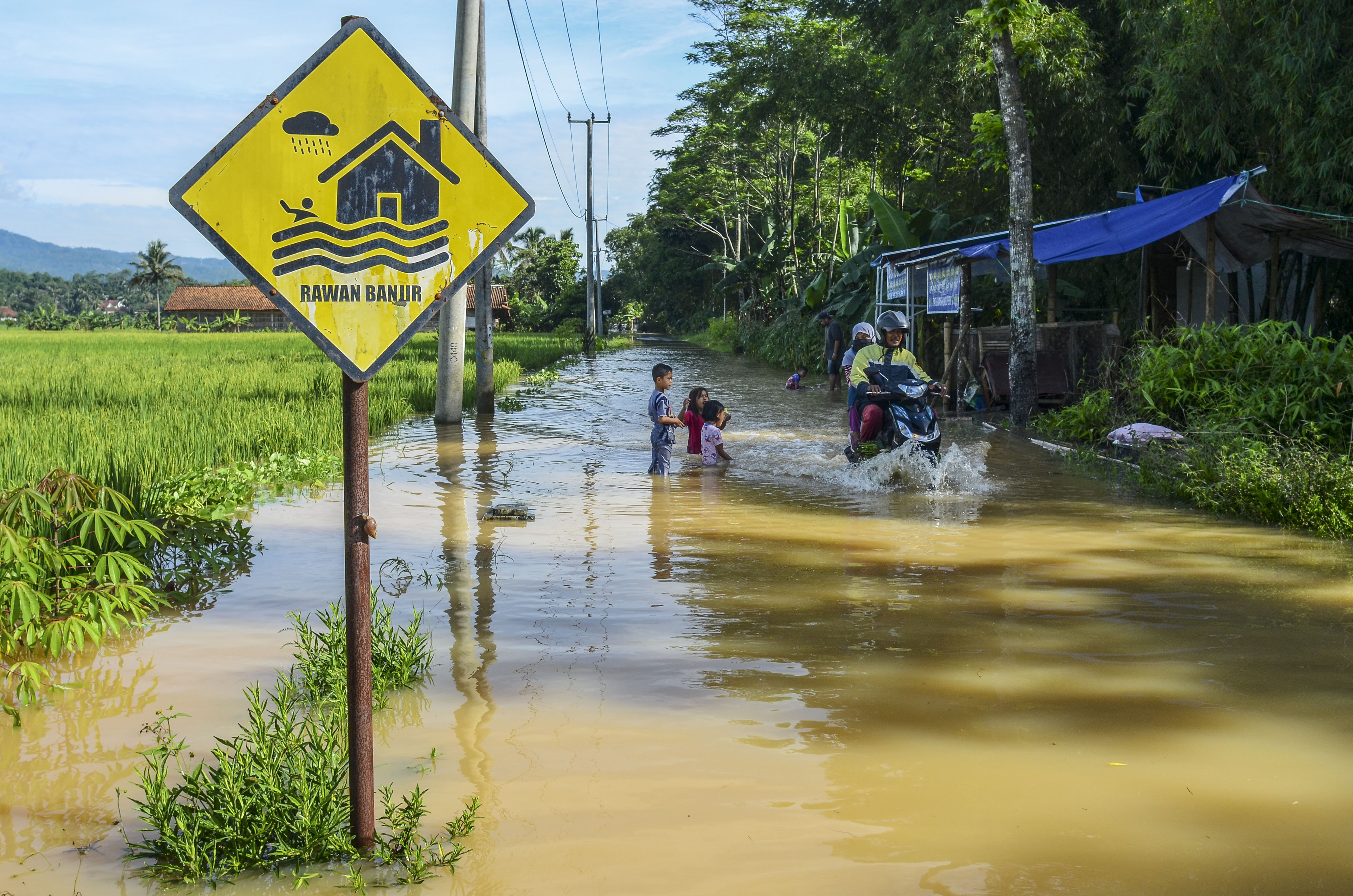 Banjir Luapan Sungai Citanduy dan Cikidang 