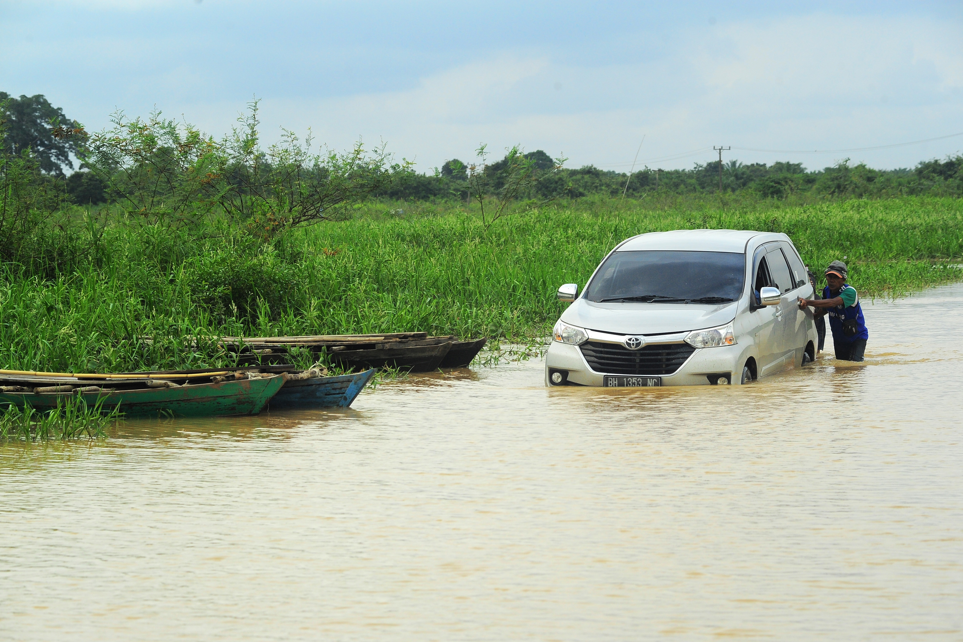 Banjir Luapan Sungai Batanghari di Jambi