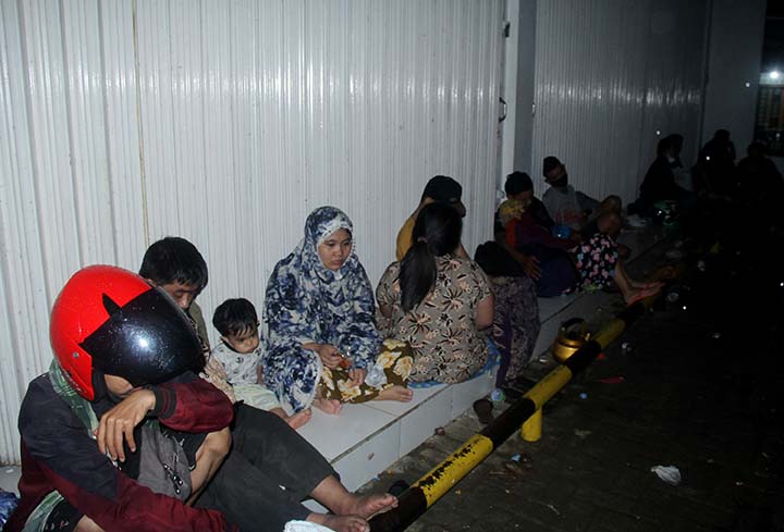 Tempat Pengungsian Gempa Mamuju