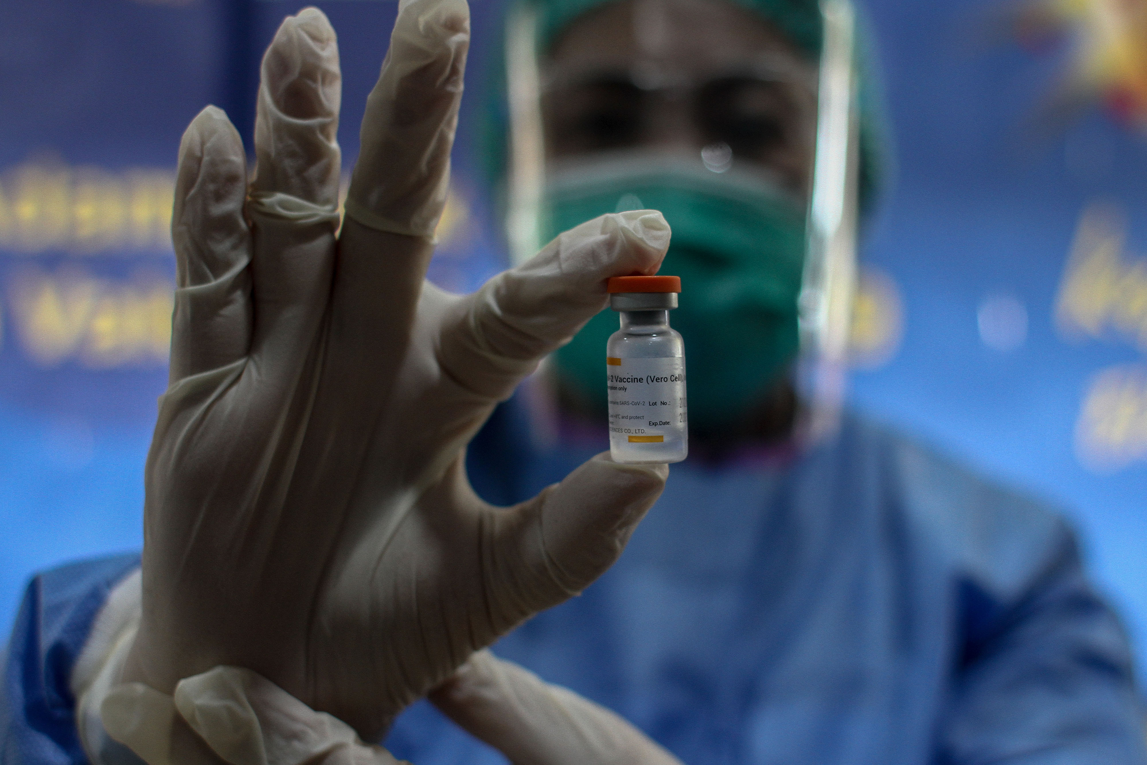 Vaksinasi Covid-19 di Medan