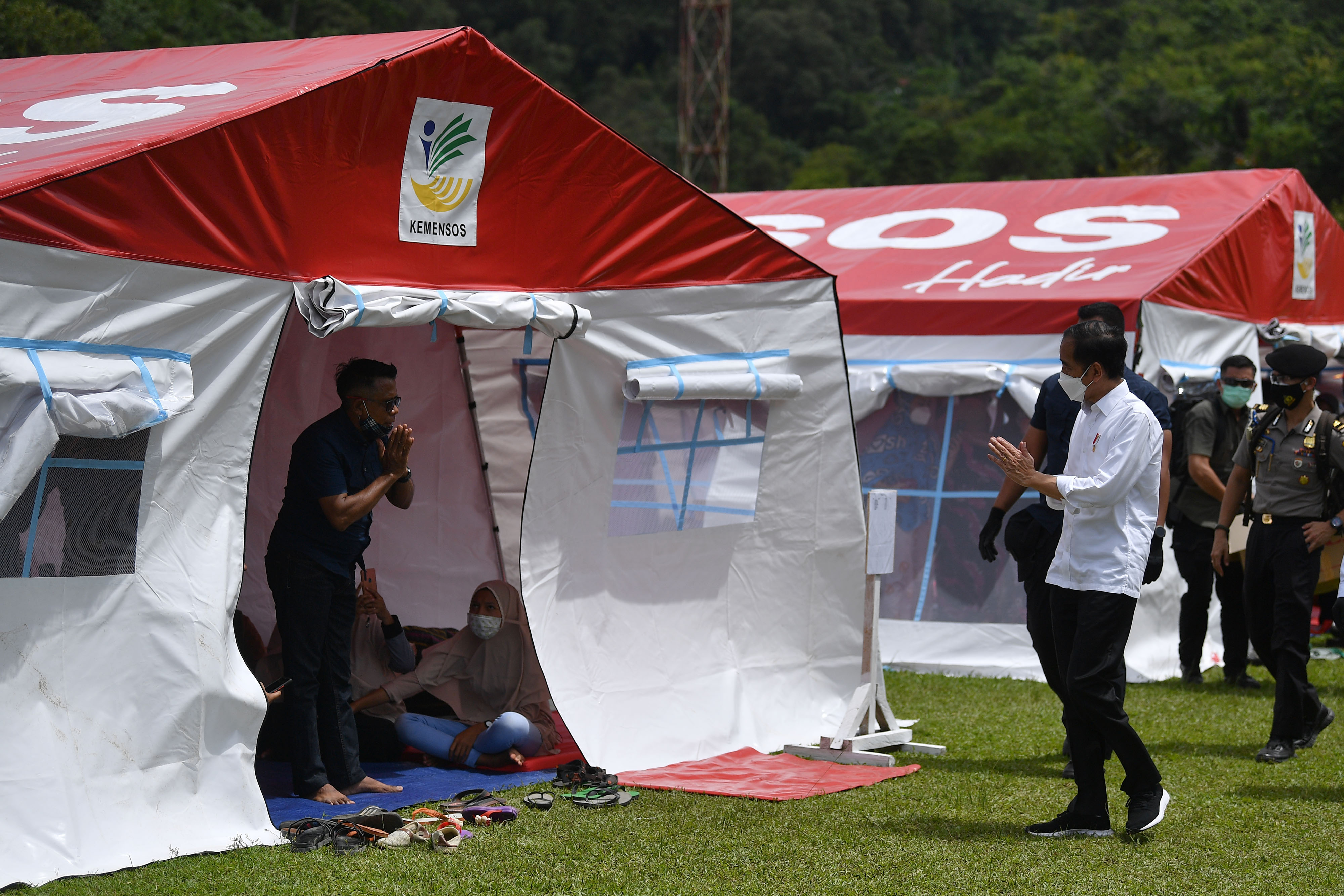 Presiden Tijau Penanganan Gempa di Sulawesi Barat