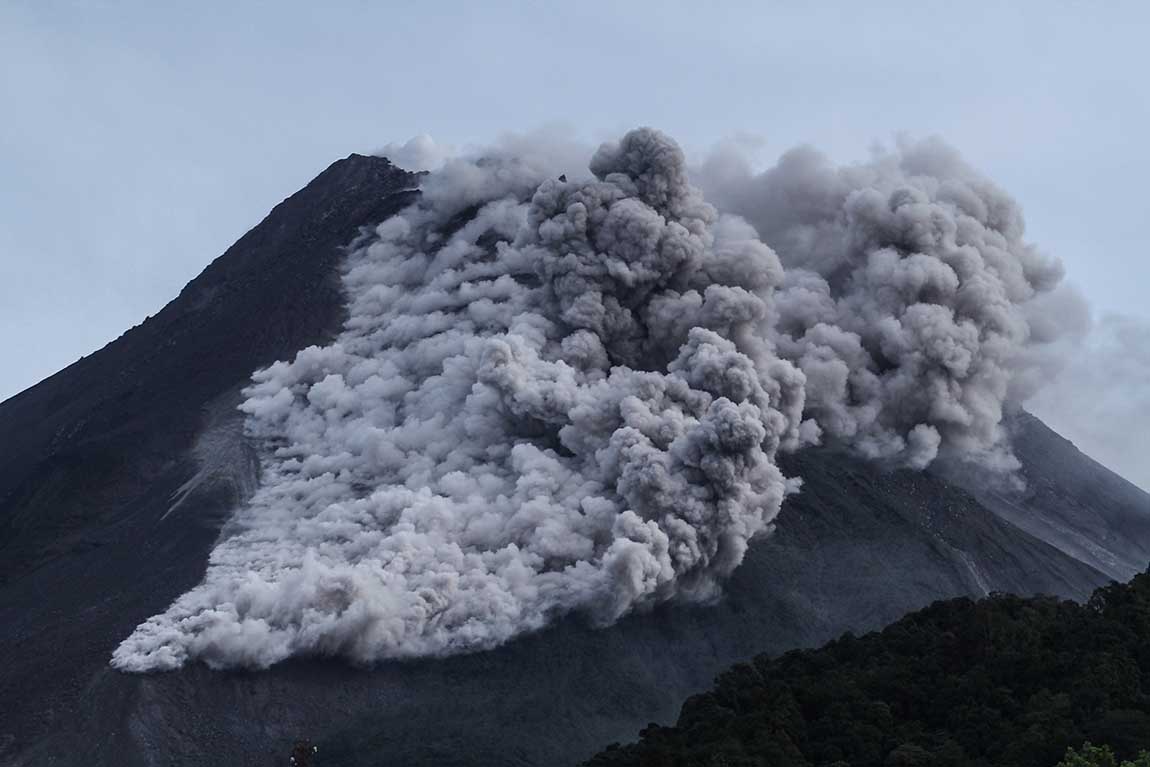 Guguran Awan Panas Gunung Merapi