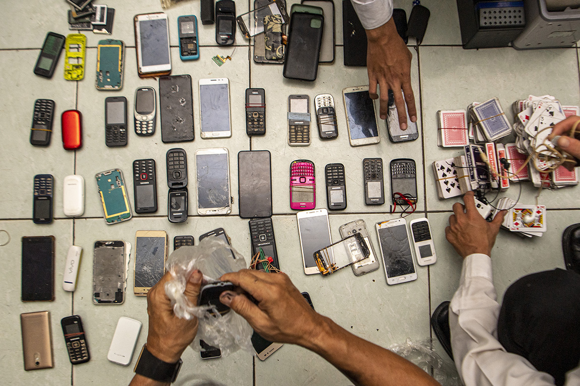 Razia di Lapas Merah Mata Palembang