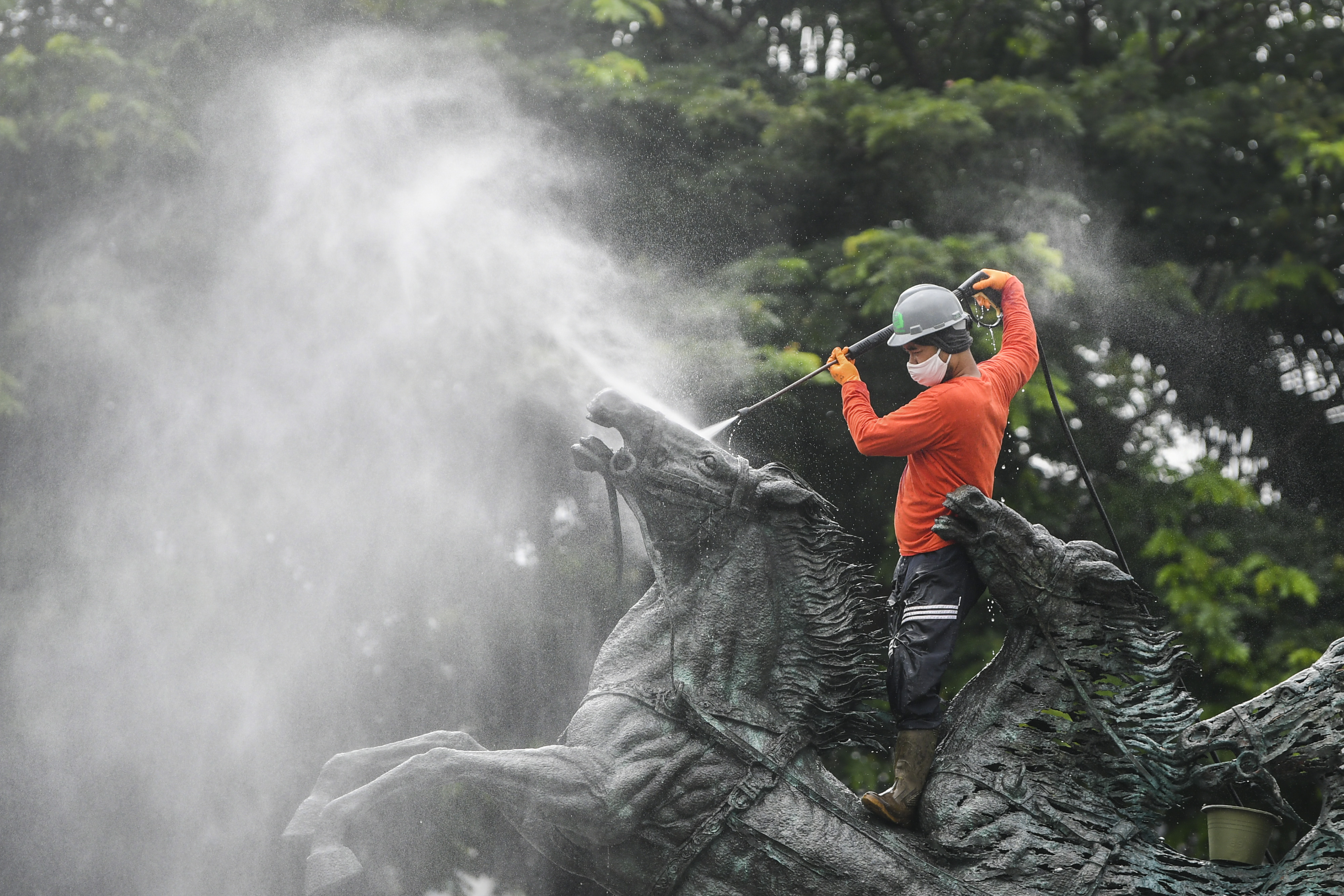 Perawatan Patung Asta Brata