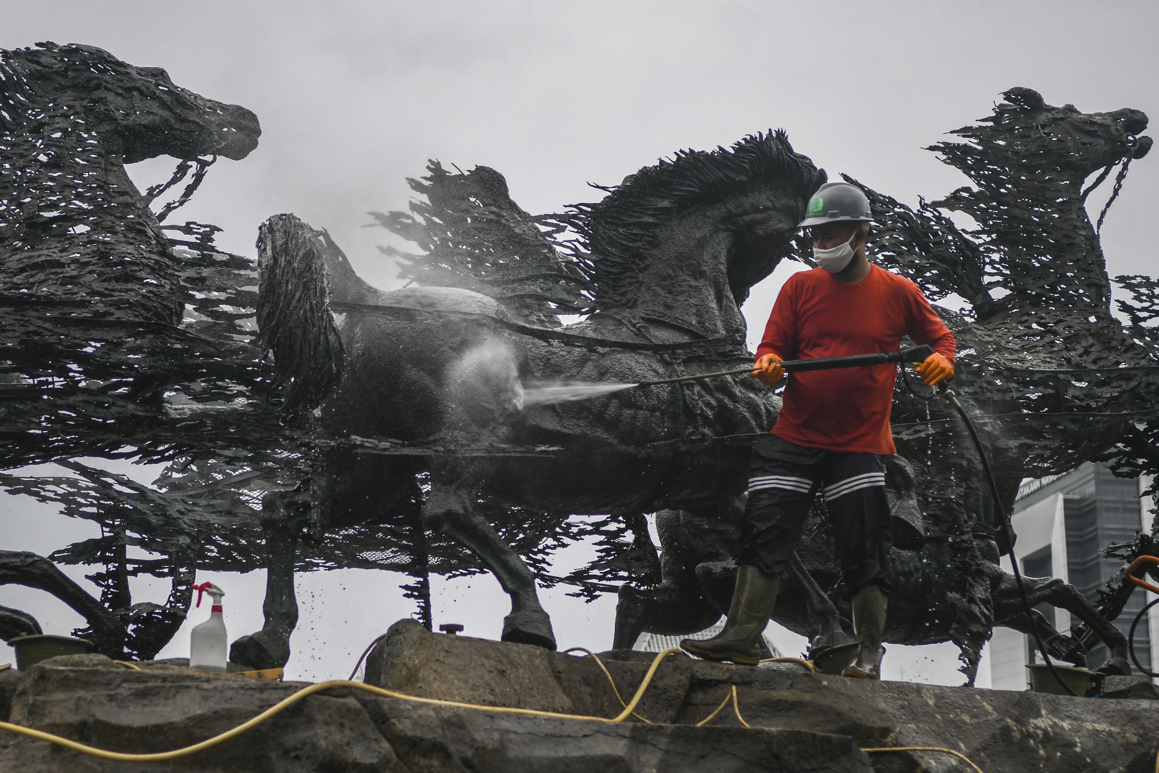 Perawatan Patung Asta Brata