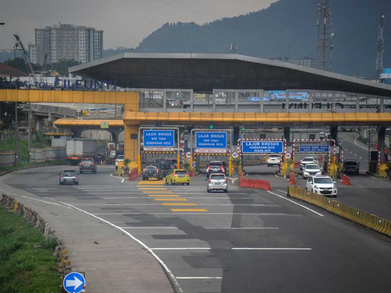 Arus Lalu Lintas Bandung Sepi Saat Libur Tahun Baru