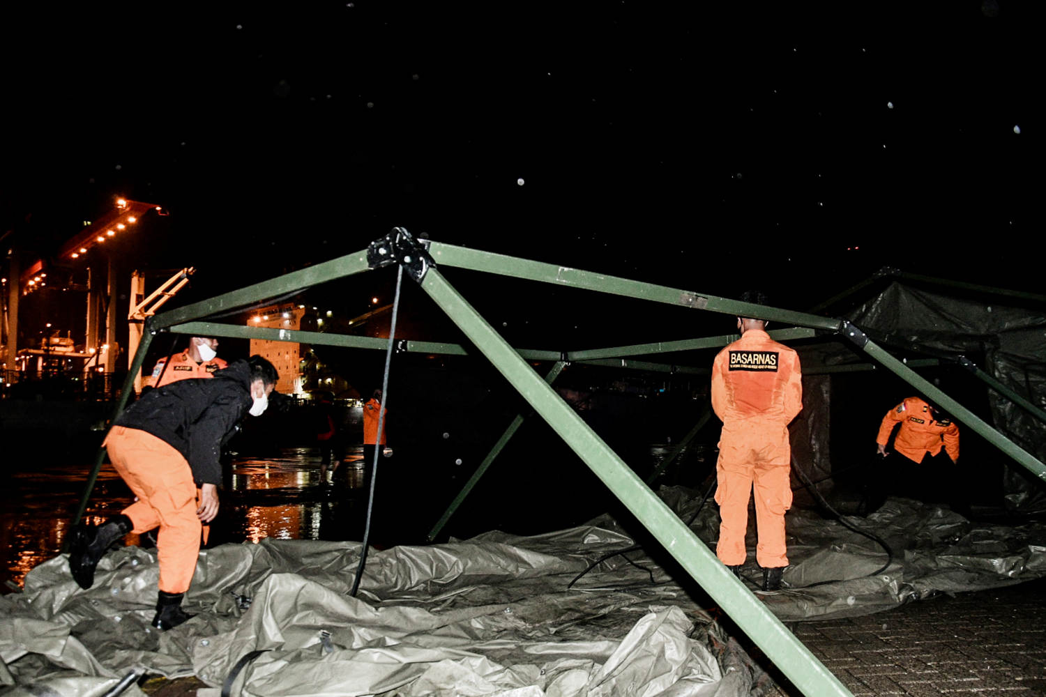 Basarnas Dirikan Posko Pencarian Sriwijaya Air 