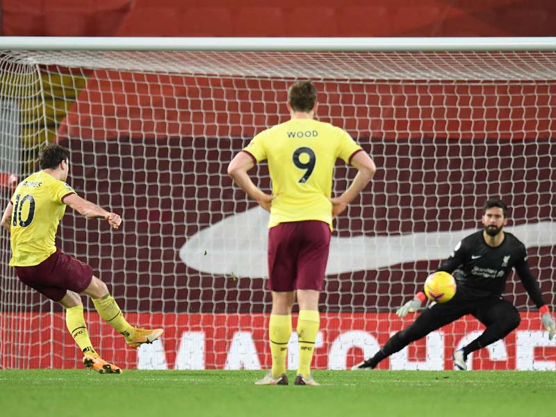 The Reds Takluk Di Stadion Anfield 