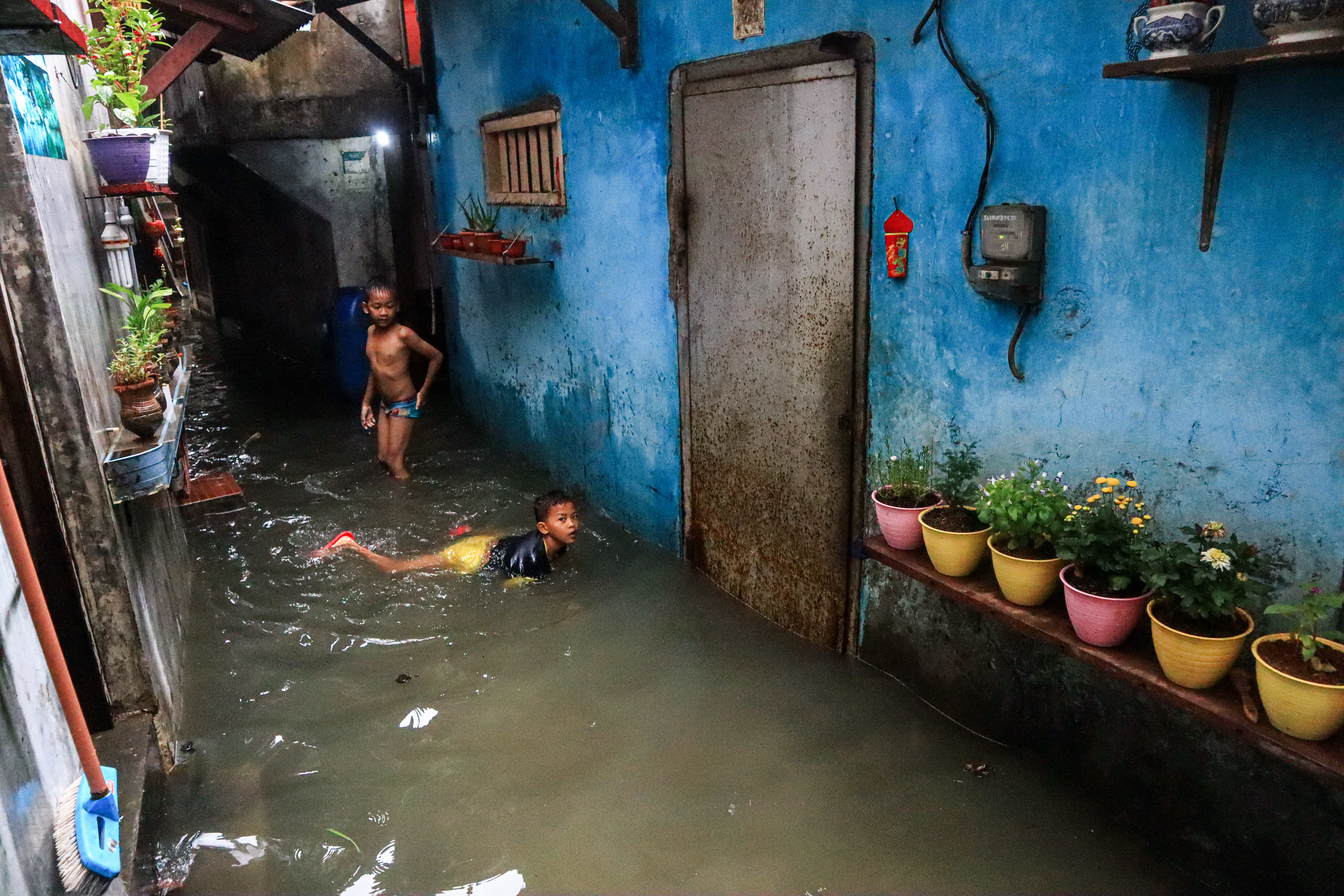 Genangan Air Akibat Hujan di Jakarta