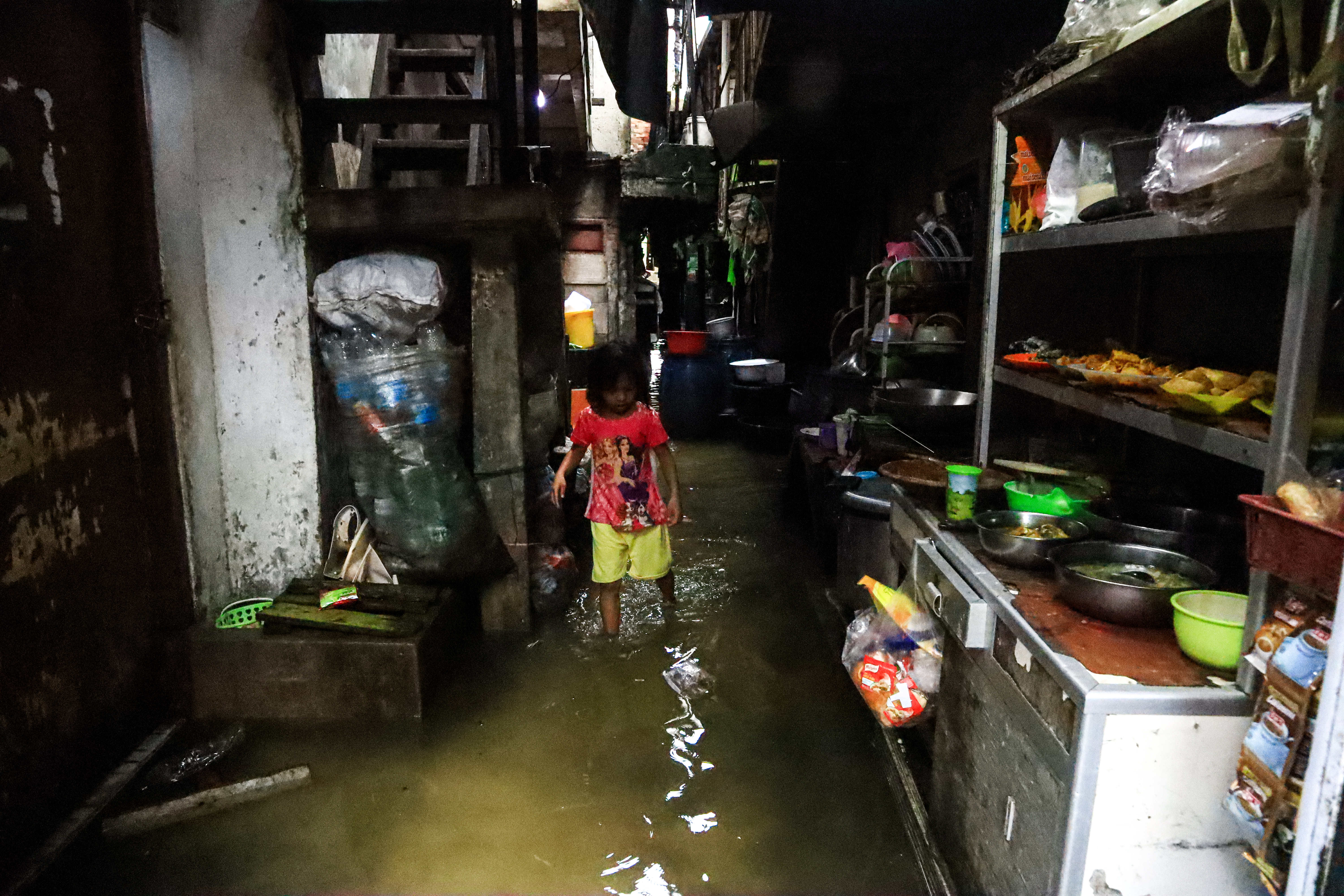 Genangan Air Akibat Hujan di Jakarta