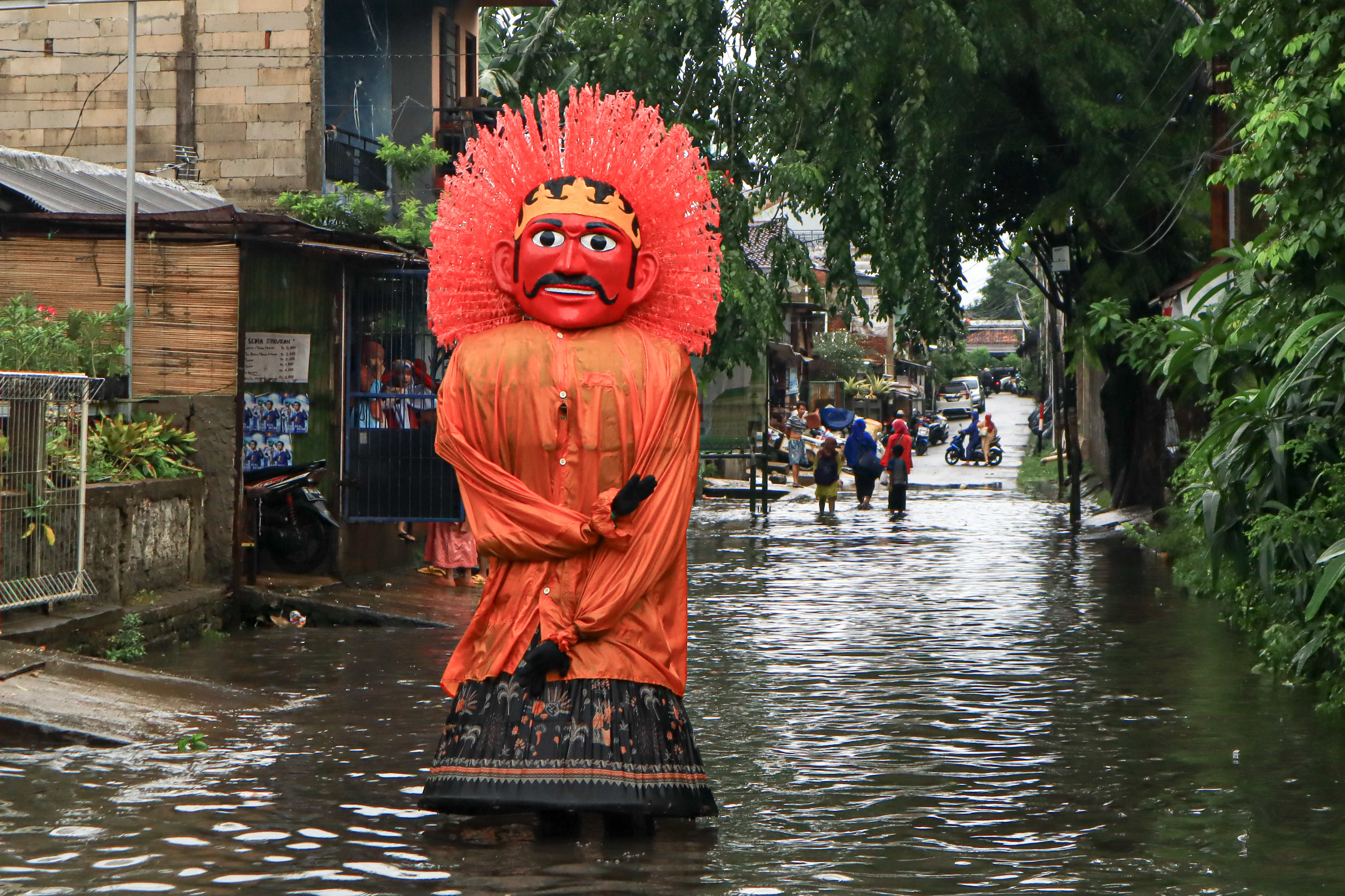 Genangan Air Akibat Hujan dan Drainase Buruk