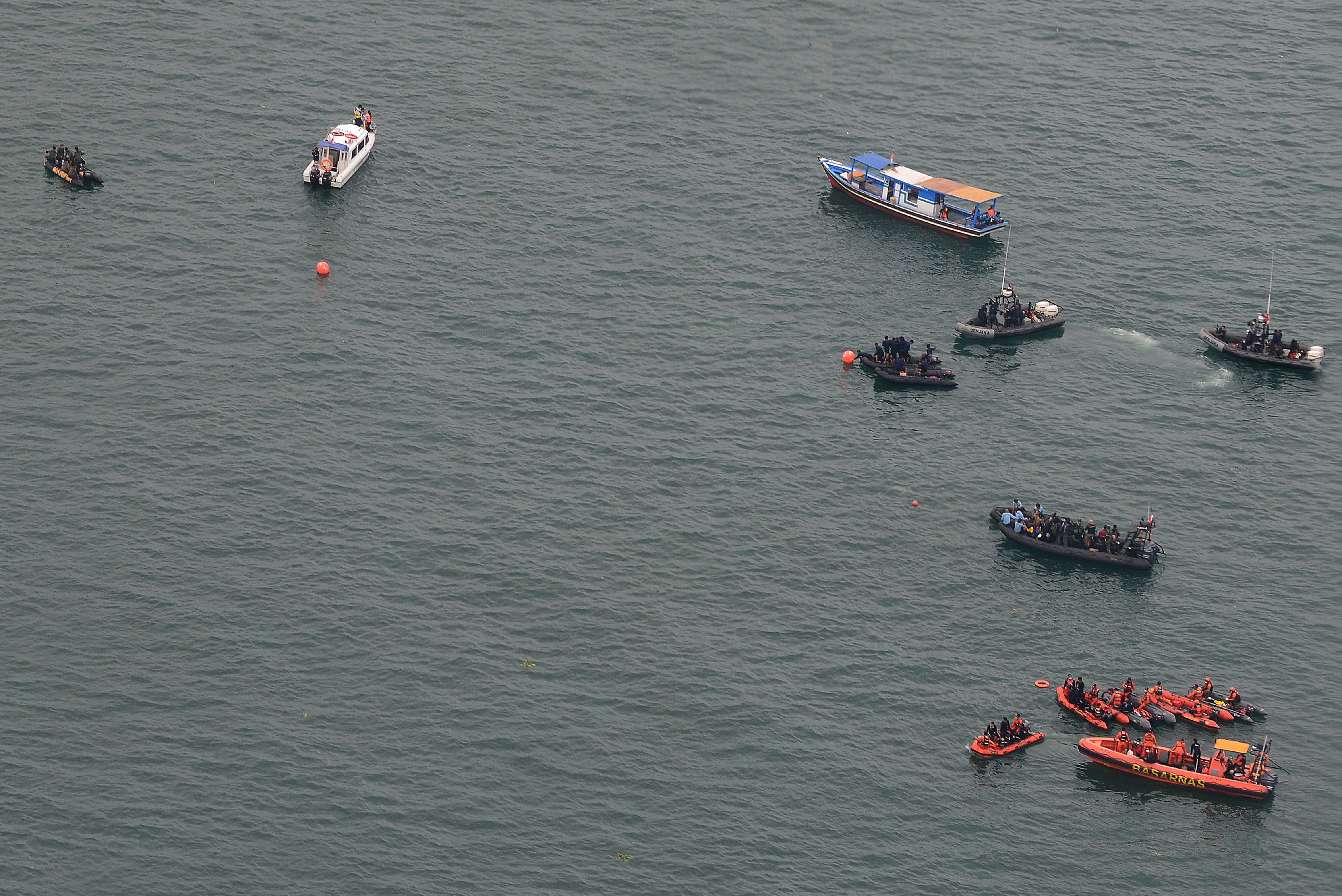 Pencarian Pesawat Sriwijaya Air SJ 182 