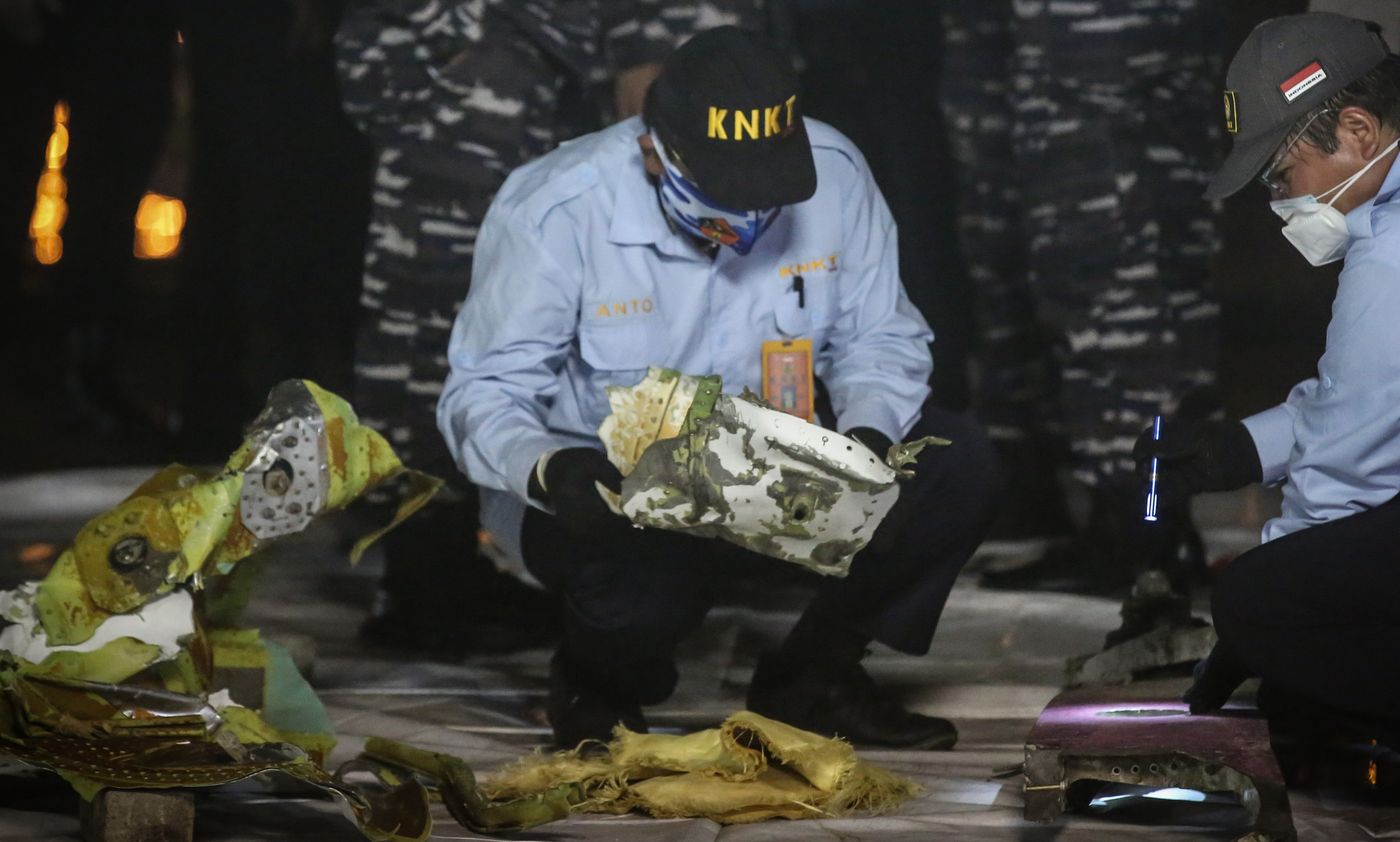   KNKT Menginvestigasi Jatuhnya Pesawat Sriwijaya Air SJ182