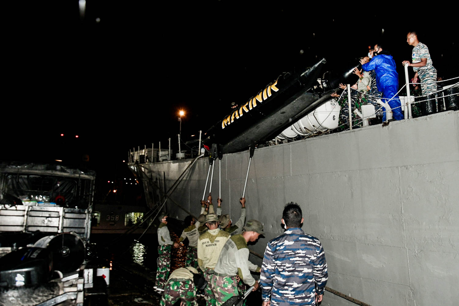 Persiapan TNI AL Gelar Operasi Pencarian Sriwijaya Air 