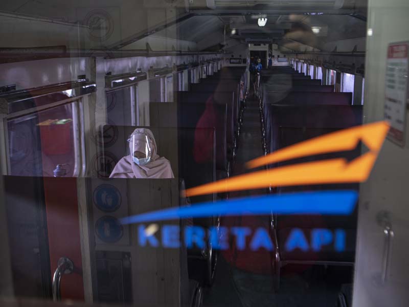 Pengoperasian Kereta Api Rajabasa