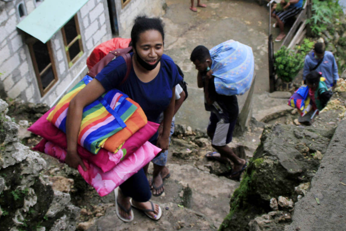 Pencarian 24 Korban Longsor Cimanggung yang Masih Hilang 