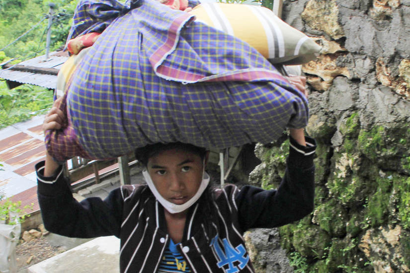 Pencarian 24 Korban Longsor Cimanggung yang Masih Hilang 