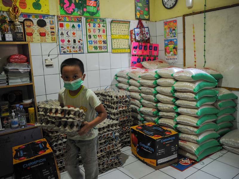 Penyaluran Bantuan Sosial Non Tunai 