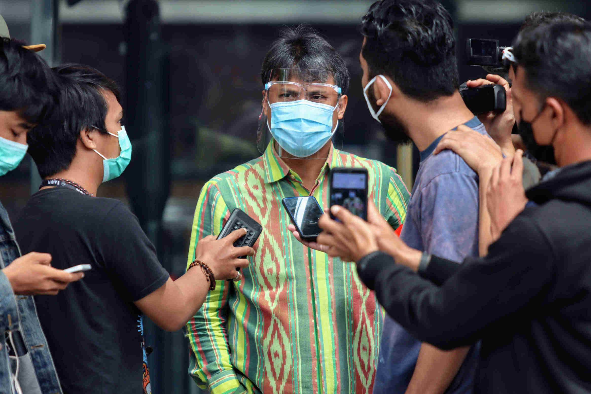 KPK Periksa Kerabat Harun Masiku